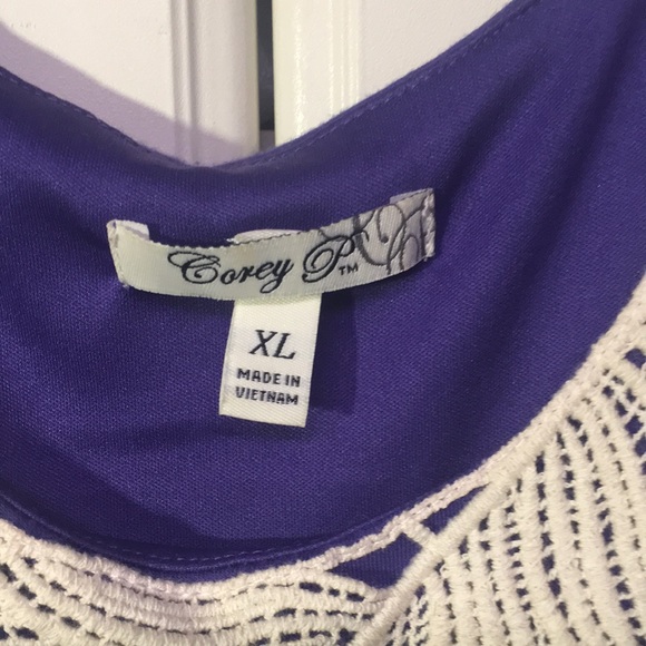 Dress - Picture 2 of 5